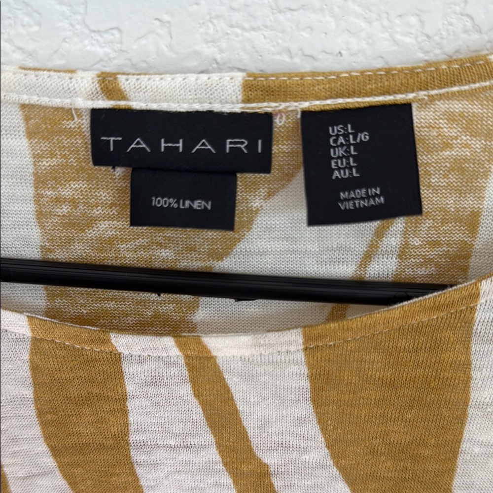 TAHARI Striped Gold and White Women's Top - Picture 2 of 6